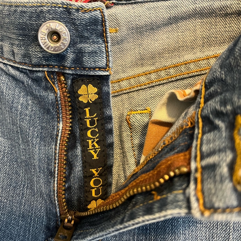 Lucky jeans